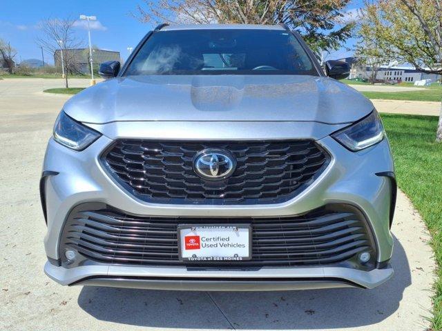 used 2024 Toyota Highlander car, priced at $45,510