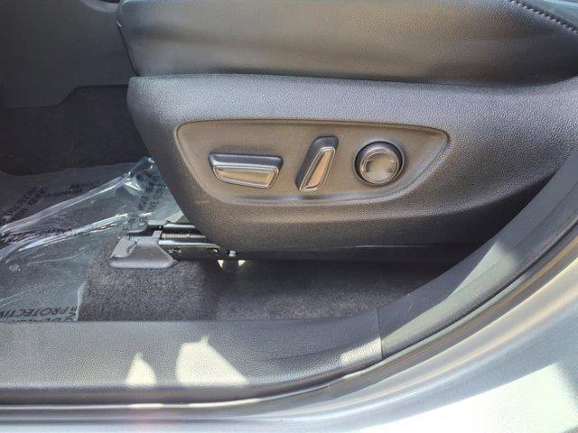 used 2024 Toyota Highlander car, priced at $45,510