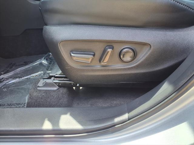 used 2024 Toyota Highlander car, priced at $44,988
