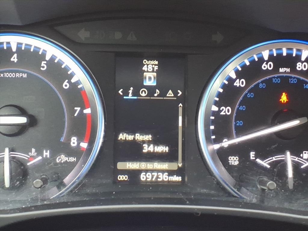 used 2015 Toyota Highlander car, priced at $21,999