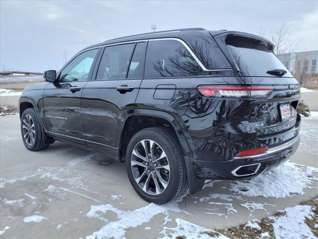 used 2022 Jeep Grand Cherokee car, priced at $37,999