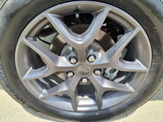 used 2021 Jeep Grand Cherokee car, priced at $26,999