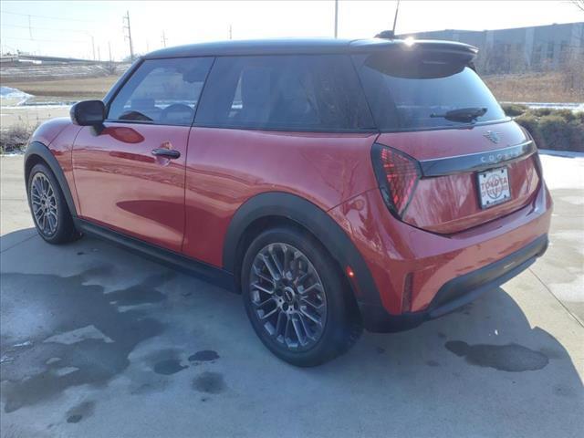 used 2025 MINI Hardtop car, priced at $34,988