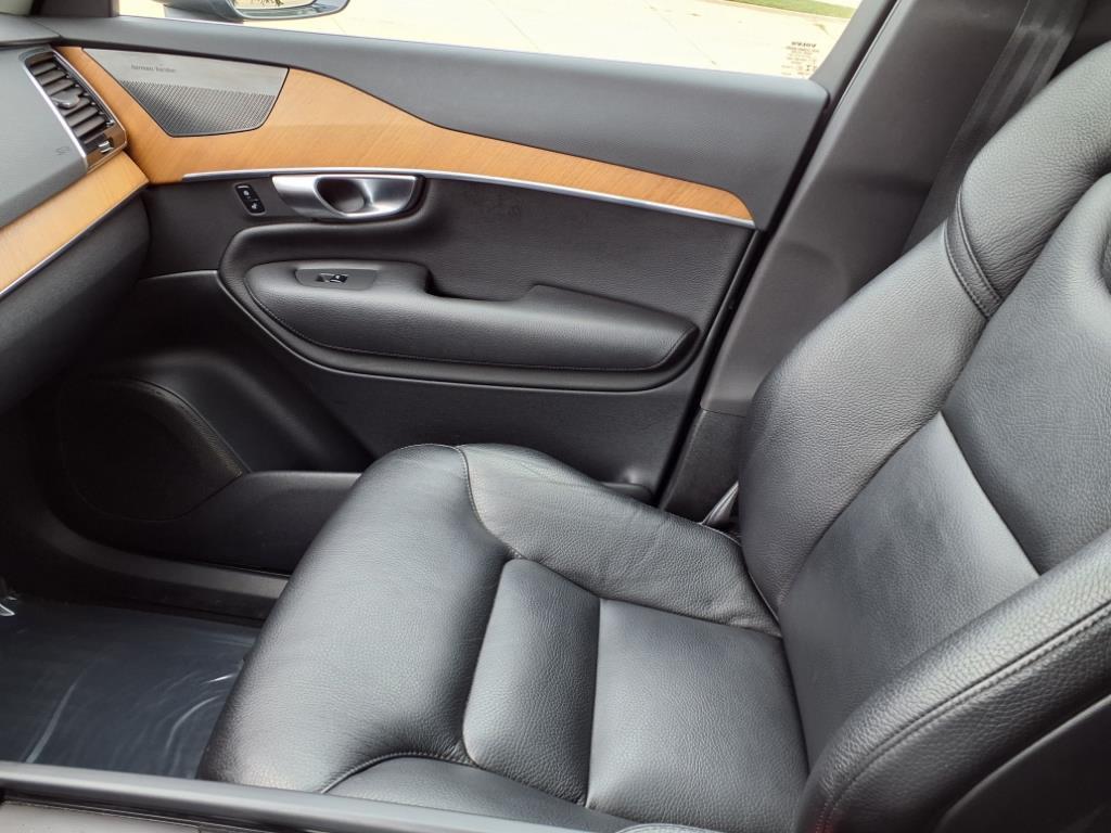 used 2022 Volvo XC90 car, priced at $41,999
