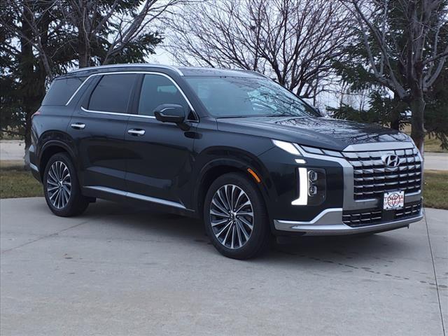 used 2023 Hyundai Palisade car, priced at $43,999