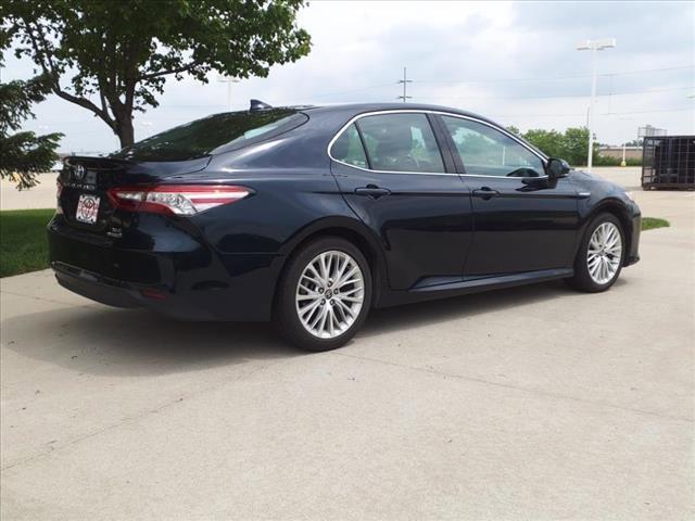 used 2020 Toyota Camry Hybrid car, priced at $28,999