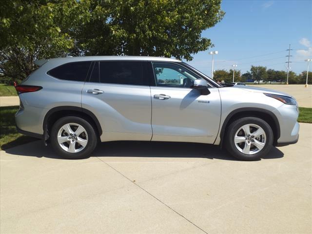 used 2021 Toyota Highlander Hybrid car, priced at $35,988