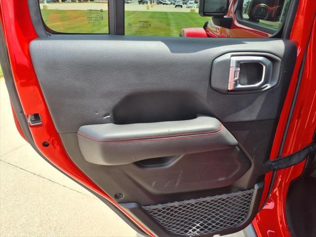 used 2018 Jeep Wrangler Unlimited car, priced at $33,999