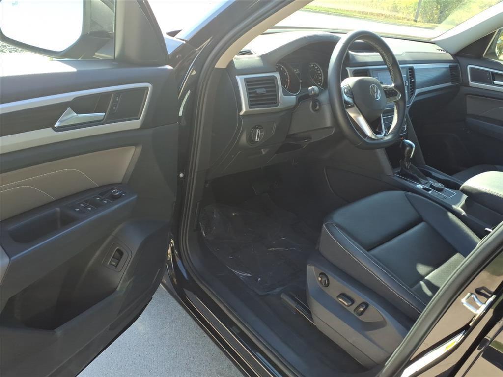 used 2021 Volkswagen Atlas car, priced at $25,999