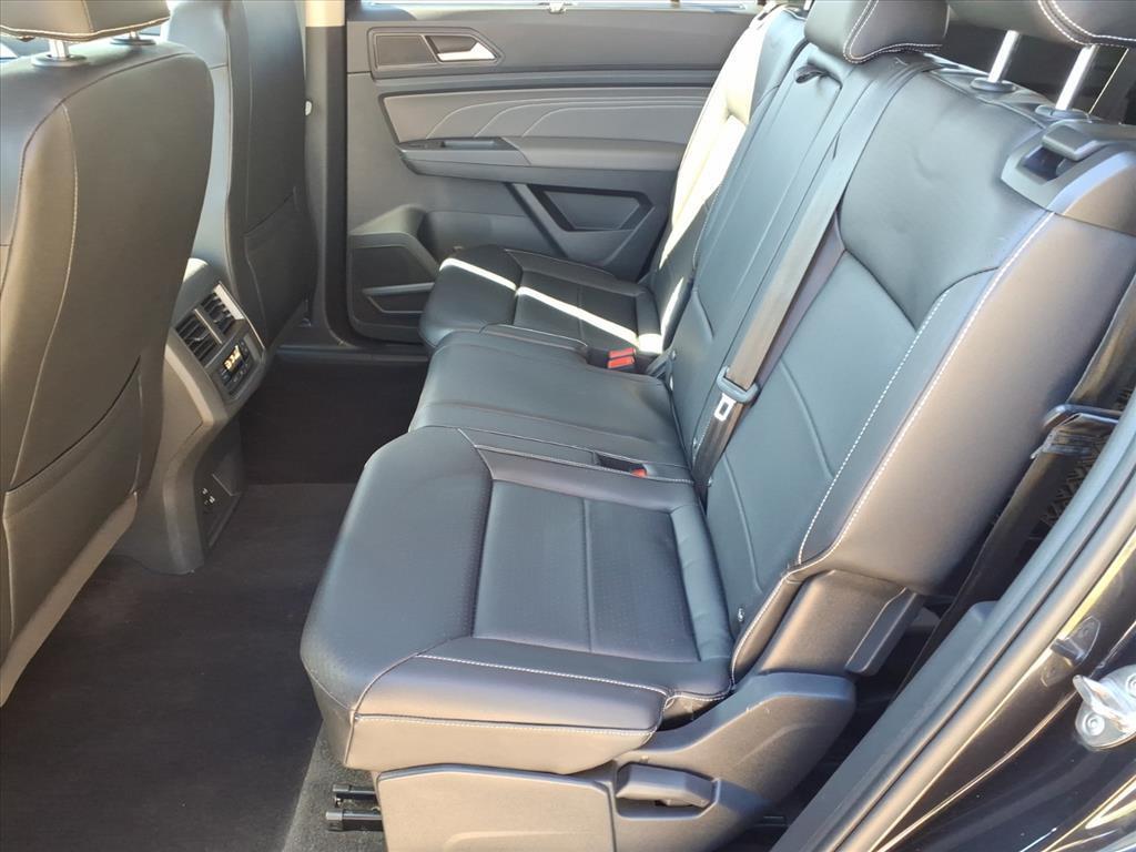 used 2021 Volkswagen Atlas car, priced at $25,999