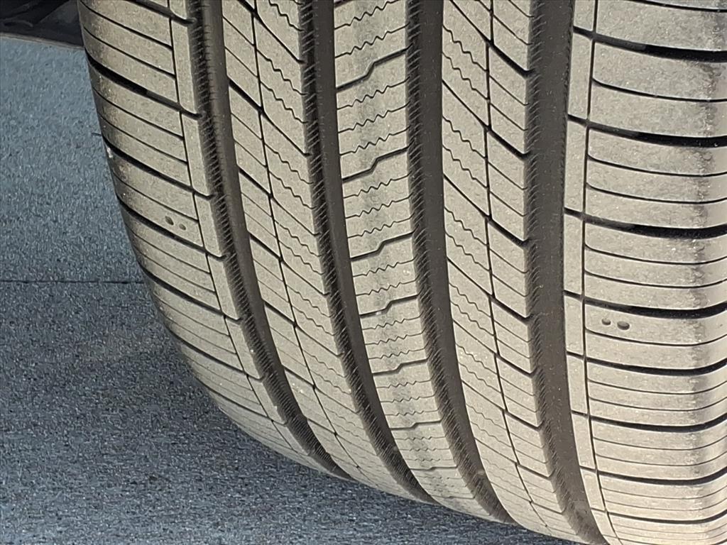 used 2021 Volkswagen Atlas car, priced at $25,999