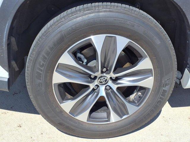 used 2023 Toyota Highlander car, priced at $38,999