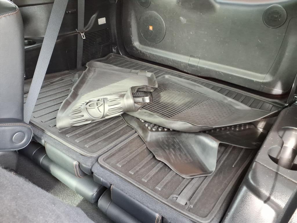 used 2017 Toyota Highlander car, priced at $18,999