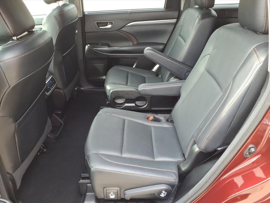 used 2017 Toyota Highlander car, priced at $18,999
