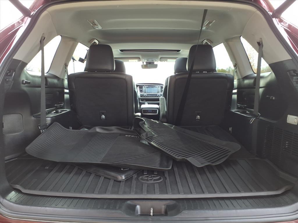 used 2017 Toyota Highlander car, priced at $18,999