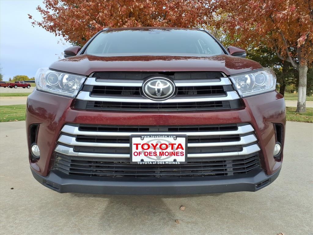 used 2017 Toyota Highlander car, priced at $18,999