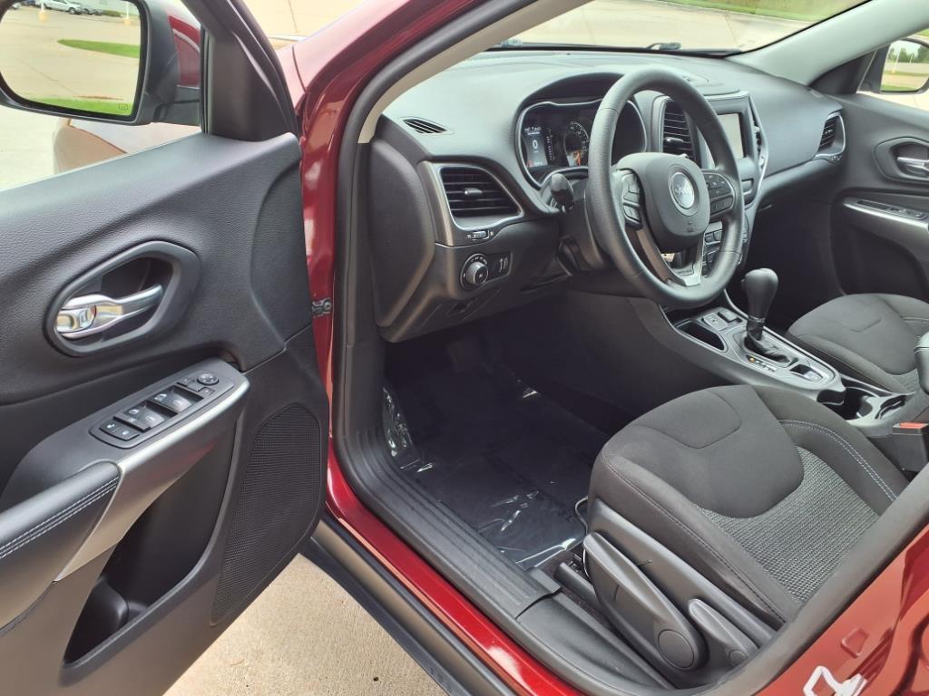 used 2019 Jeep Cherokee car, priced at $15,999
