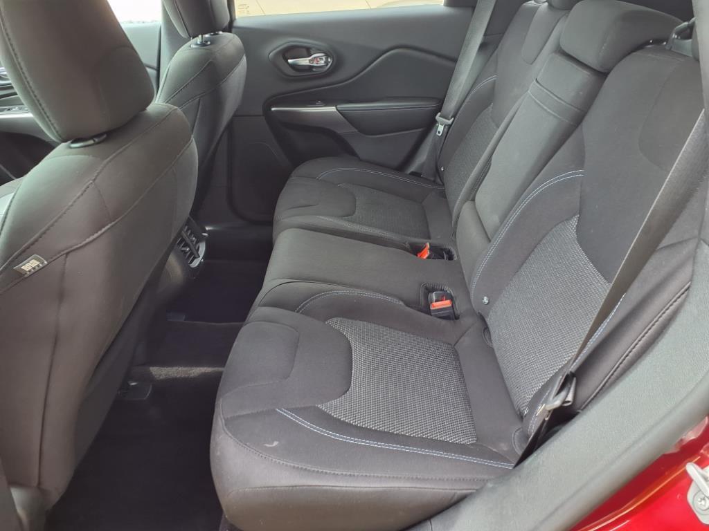 used 2019 Jeep Cherokee car, priced at $15,999