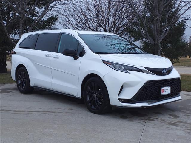 used 2022 Toyota Sienna car, priced at $39,999