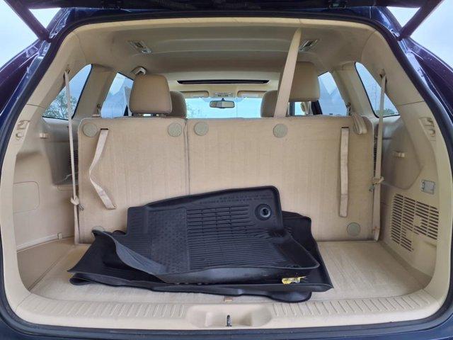used 2015 Toyota Highlander car, priced at $17,999