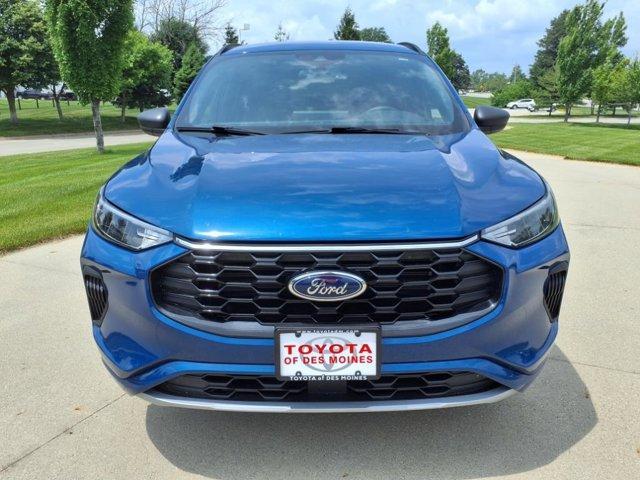 used 2023 Ford Escape car, priced at $25,999