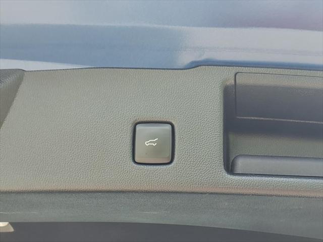 used 2023 Ford Escape car, priced at $25,999
