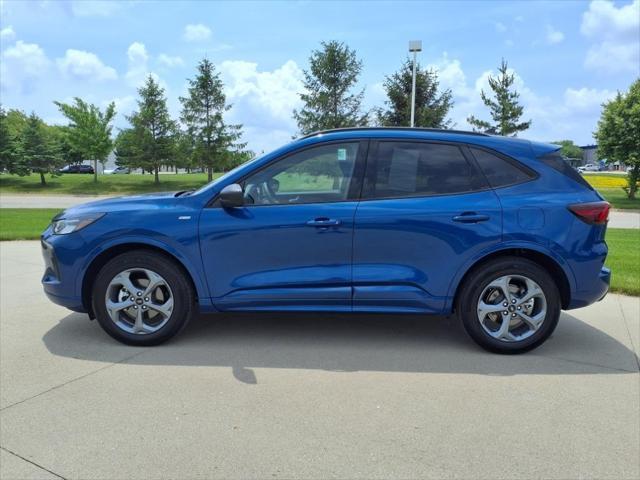 used 2023 Ford Escape car, priced at $25,999