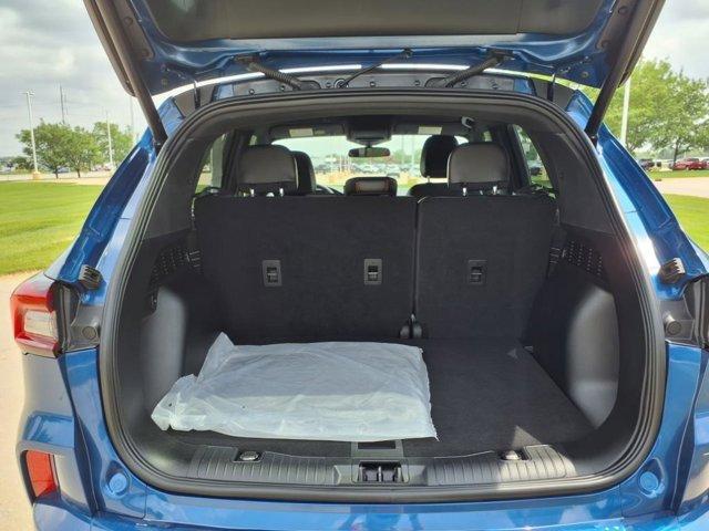 used 2023 Ford Escape car, priced at $25,999