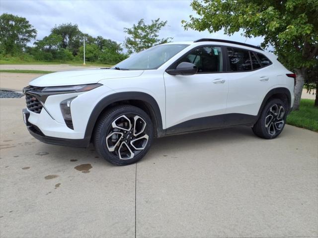used 2024 Chevrolet Trax car, priced at $23,999