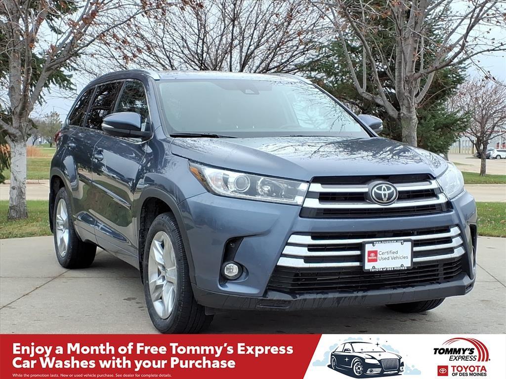used 2019 Toyota Highlander car, priced at $25,999