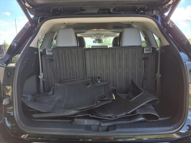 used 2023 Toyota Highlander car, priced at $42,999