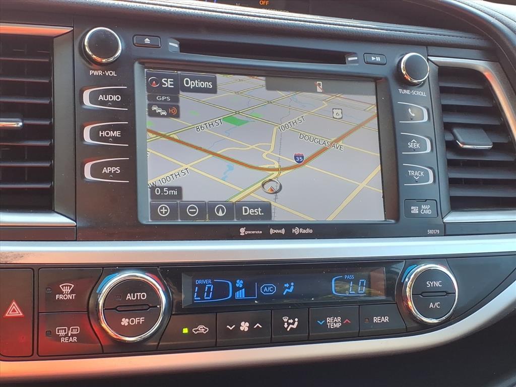 used 2018 Toyota Highlander car, priced at $25,999