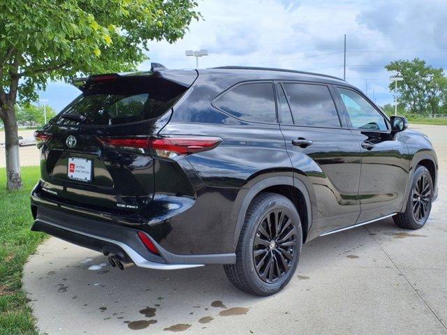 used 2024 Toyota Highlander car, priced at $47,360
