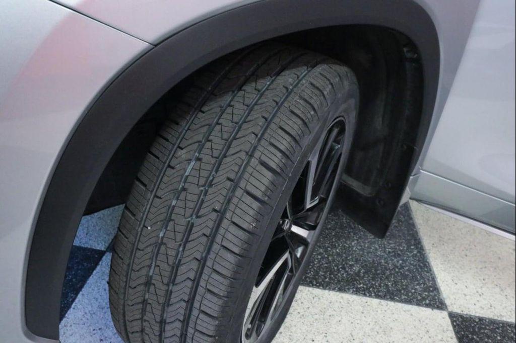 used 2021 Toyota Highlander car, priced at $33,490