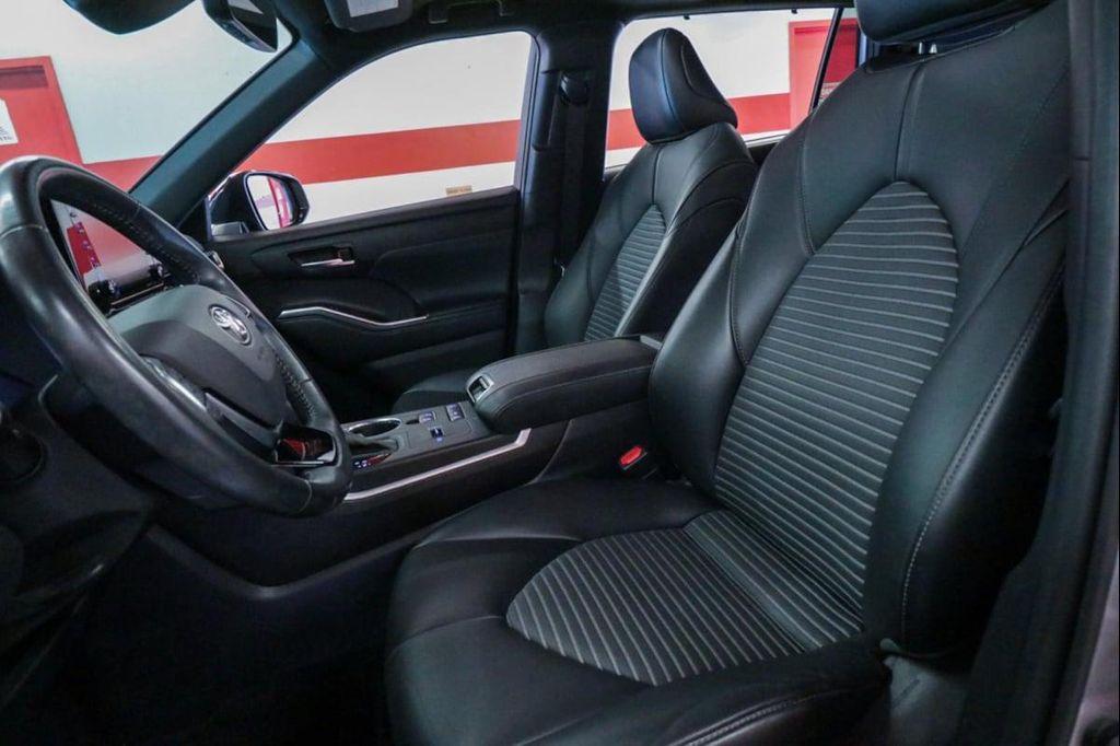 used 2021 Toyota Highlander car, priced at $33,490