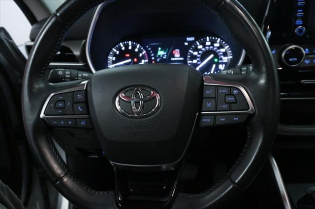 used 2021 Toyota Highlander car, priced at $32,990