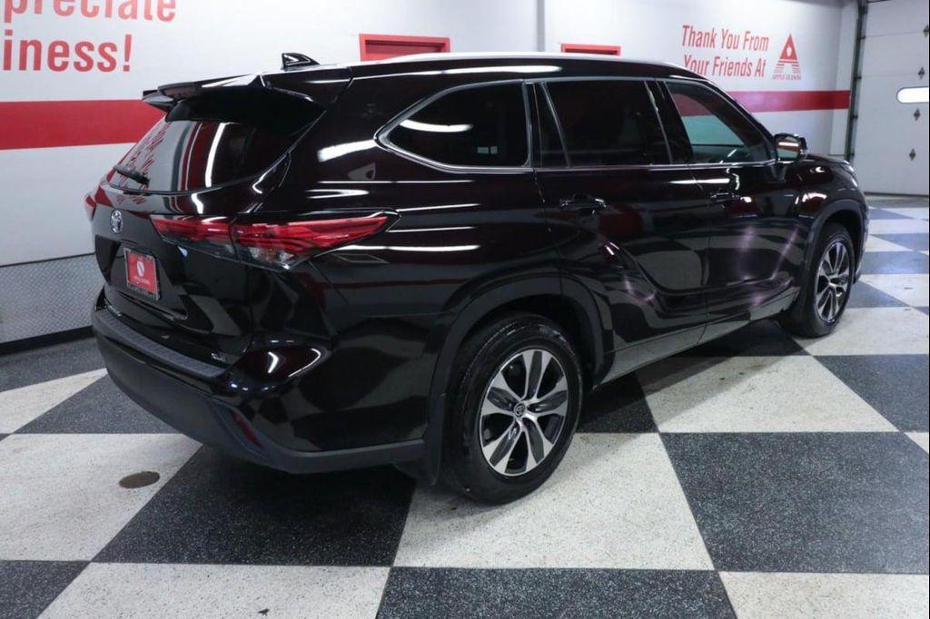 used 2022 Toyota Highlander car, priced at $33,590