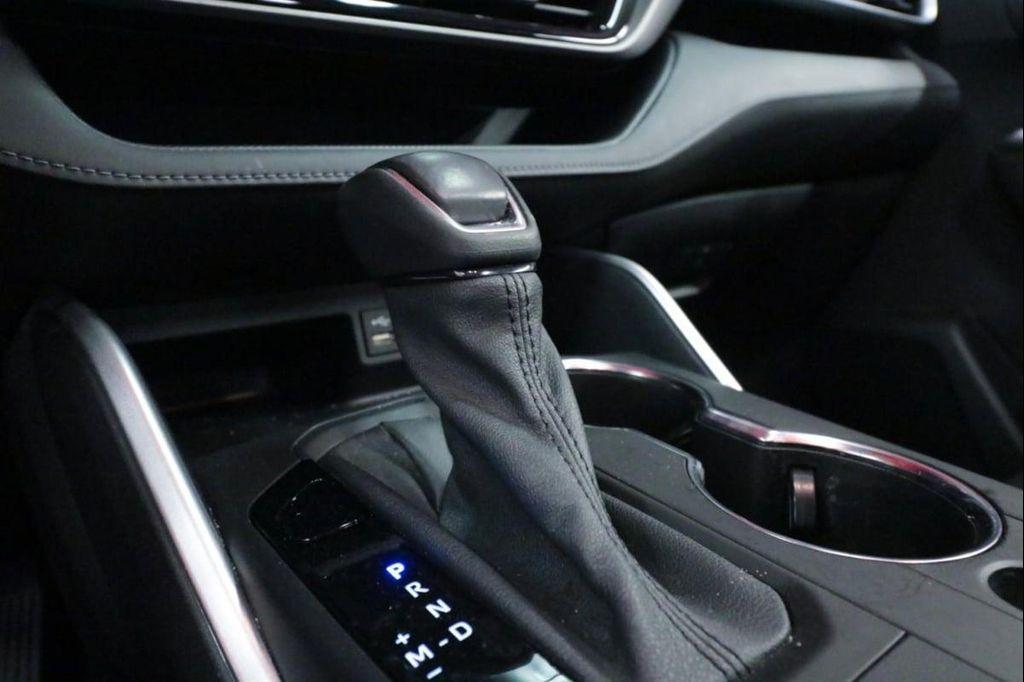 used 2022 Toyota Highlander car, priced at $33,590