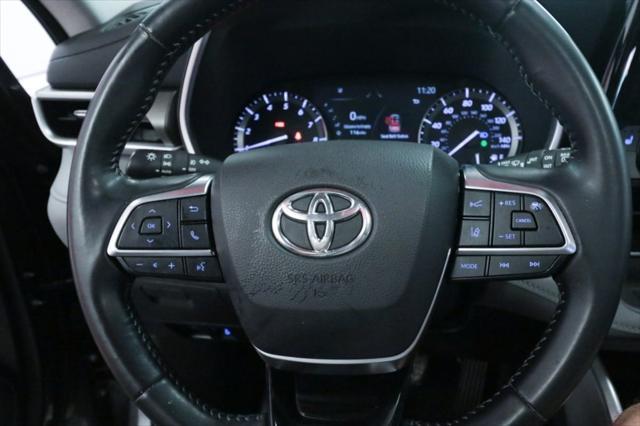 used 2021 Toyota Highlander car, priced at $26,990