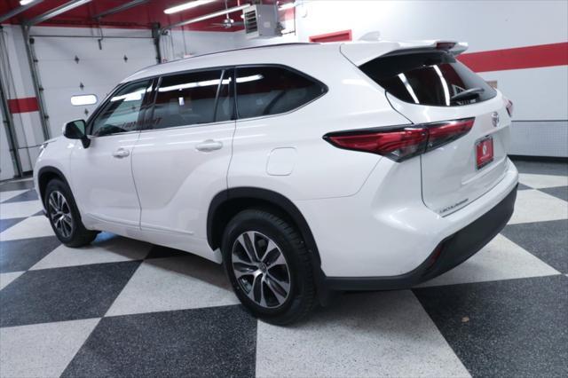 used 2021 Toyota Highlander car, priced at $27,990