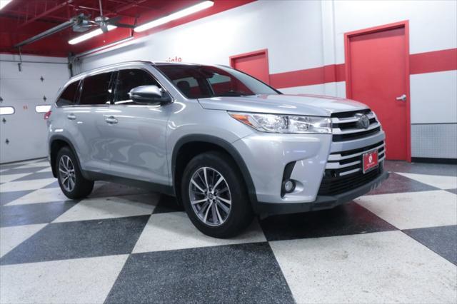 used 2019 Toyota Highlander car, priced at $22,890