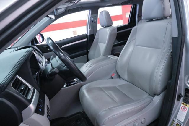 used 2019 Toyota Highlander car, priced at $22,890