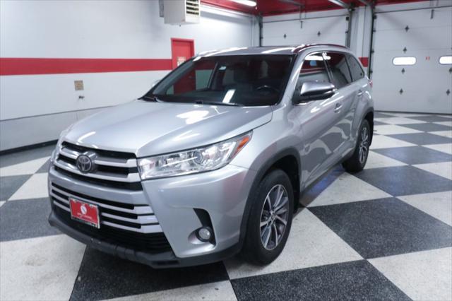 used 2019 Toyota Highlander car, priced at $22,890