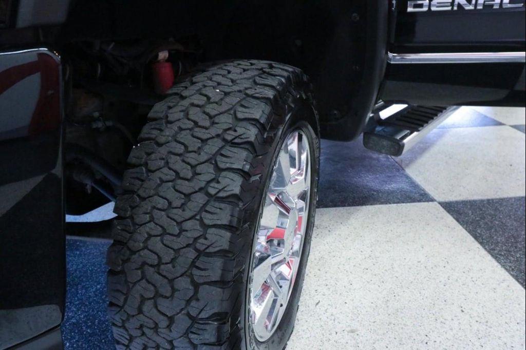 used 2019 GMC Sierra 2500 car, priced at $45,990