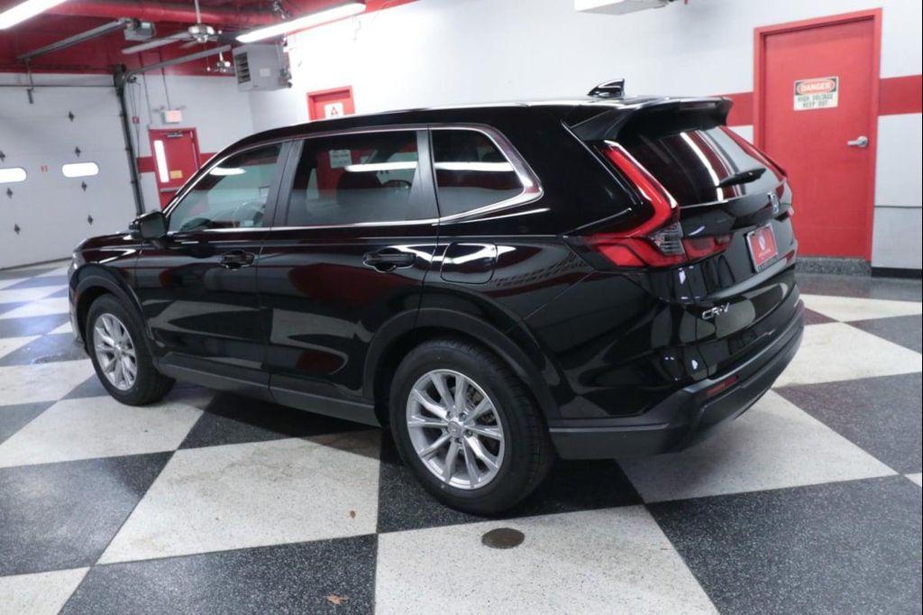 used 2024 Honda CR-V car, priced at $30,290