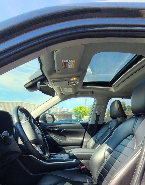 used 2022 Toyota Highlander car, priced at $33,990
