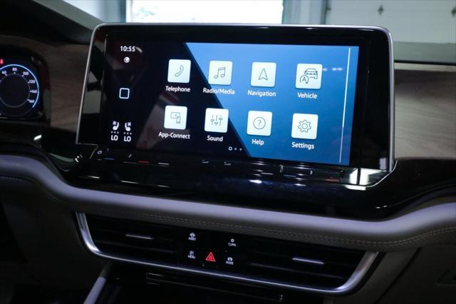used 2024 Volkswagen Atlas car, priced at $37,990