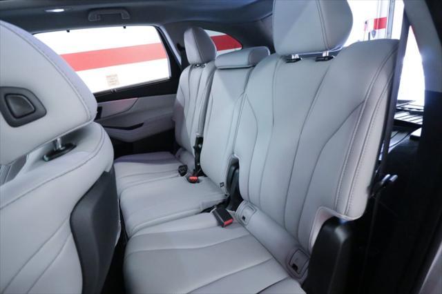 used 2024 Acura MDX car, priced at $47,490