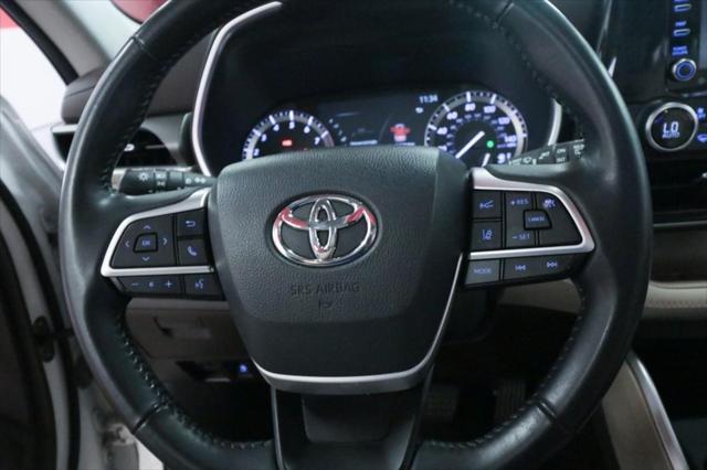 used 2022 Toyota Highlander car, priced at $32,990