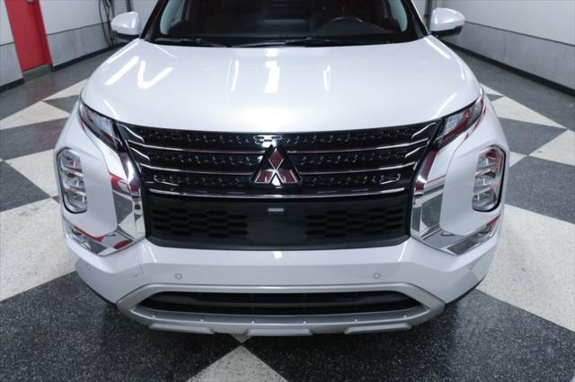 used 2024 Mitsubishi Outlander car, priced at $27,990